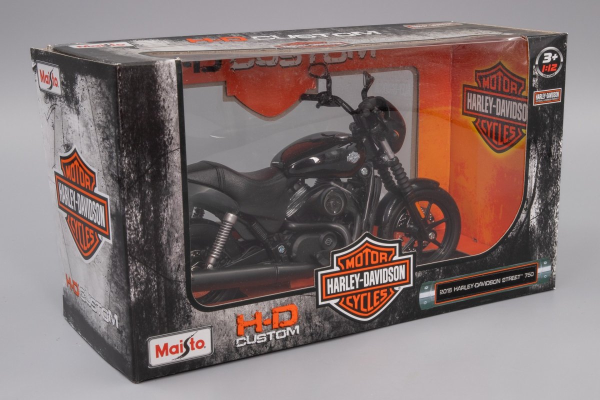 2015 Street 750 Black: No package: Image 20
