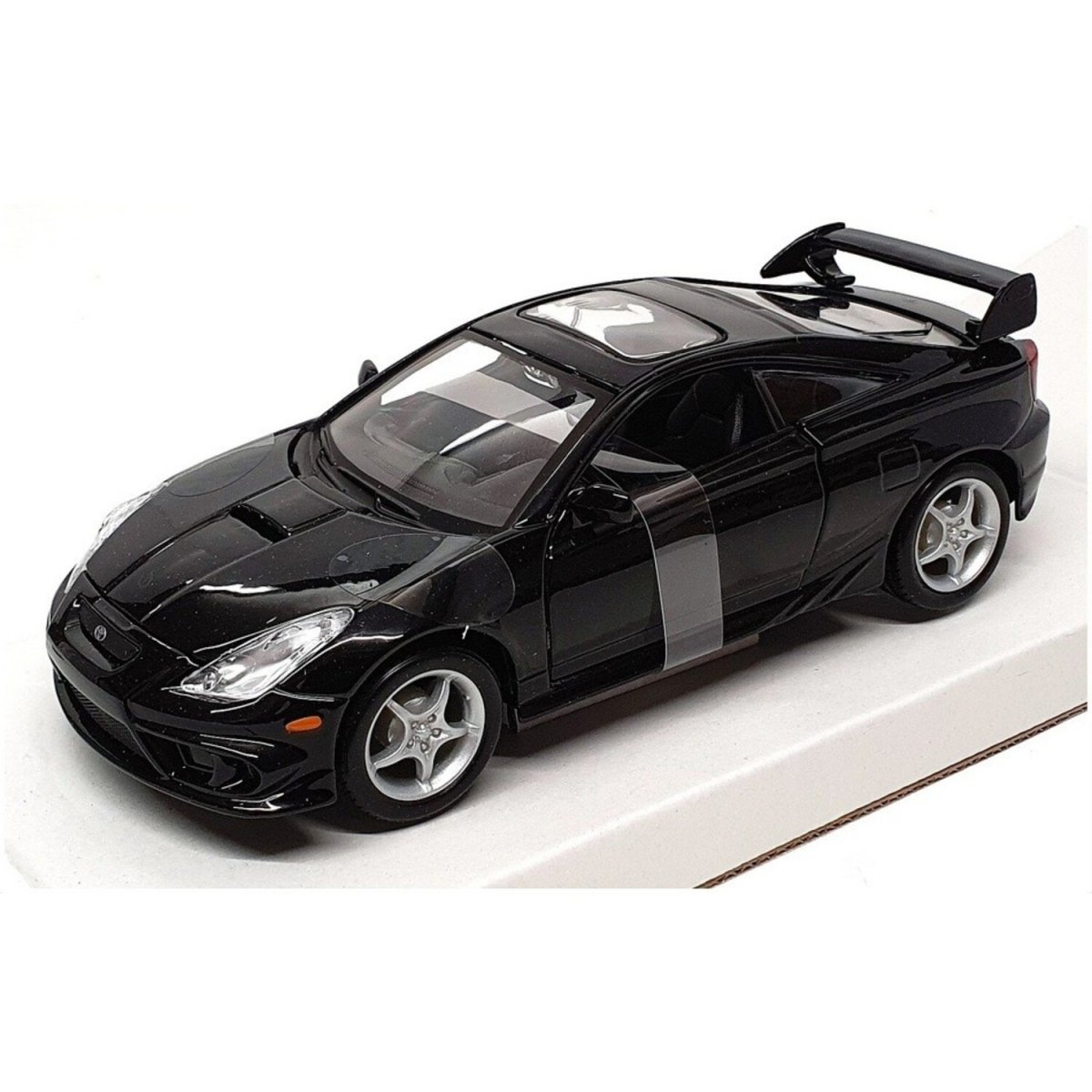 2004 Celica GT-S, *Special Edition* Black: No package: Image 11