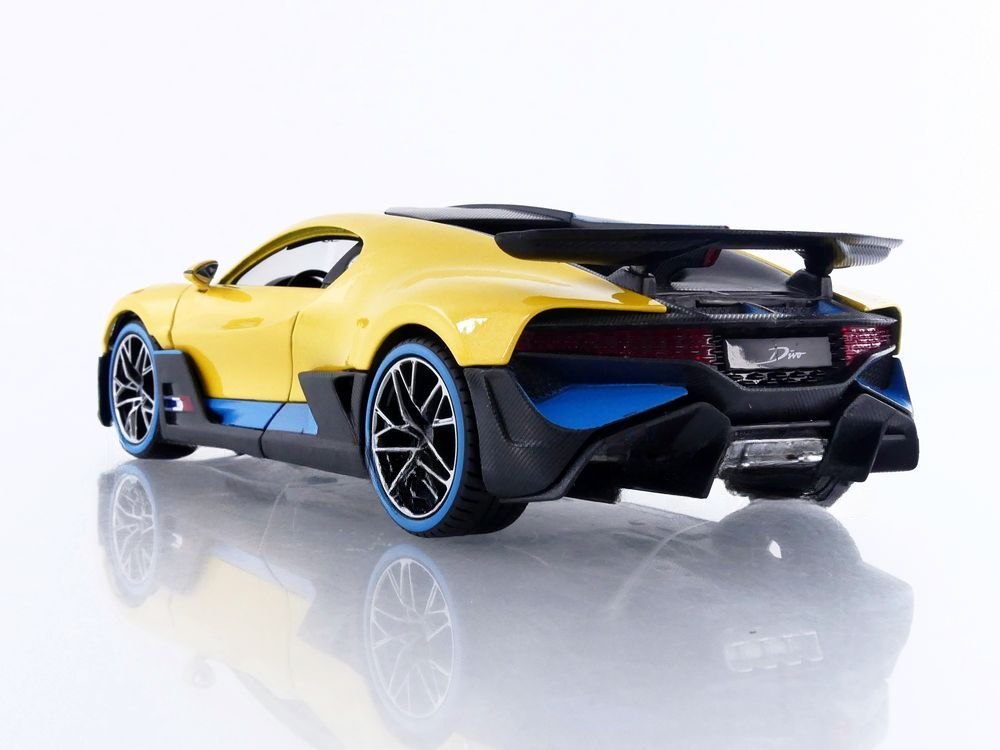 2018 Divo, yellow/light Yellow: No package: Image 3