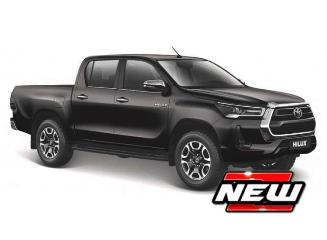 Hilux Black: No package: Image 3