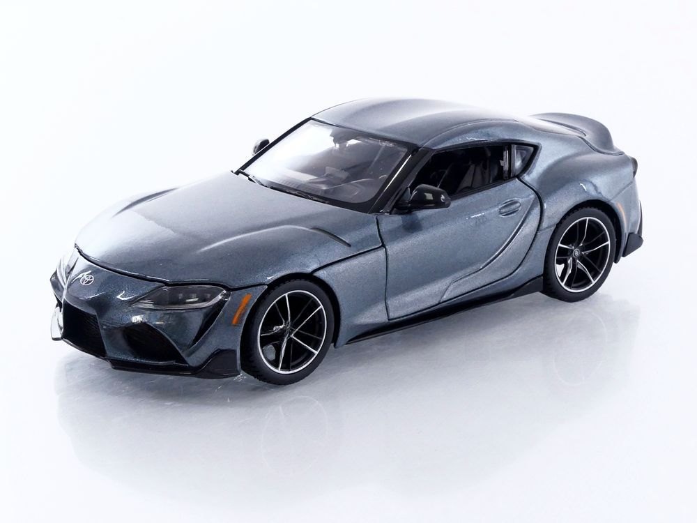 2022 Supra GR Grey: No package: Image 2
