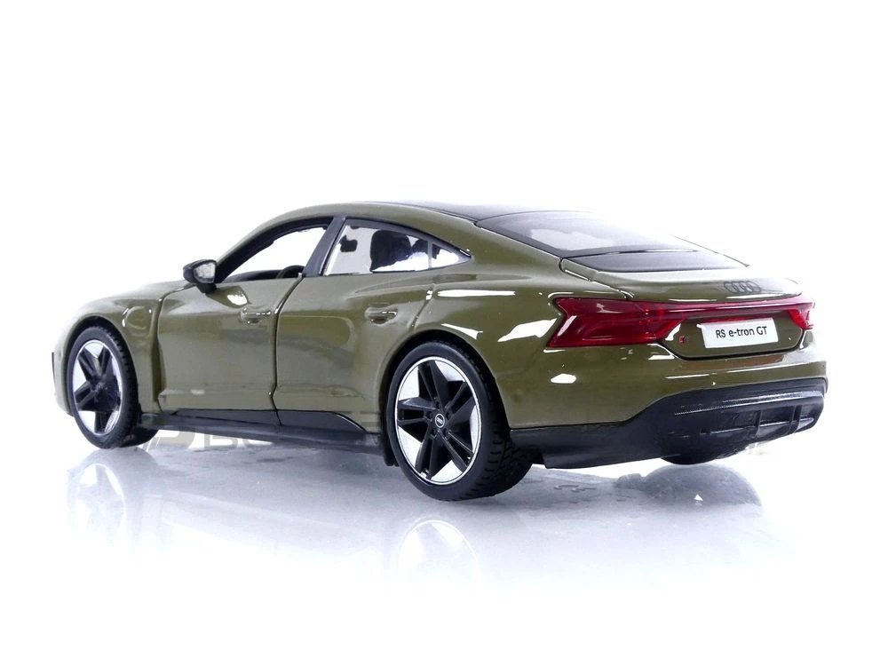 2022 e-Tron GT, green metallic Green: No package: Image 12