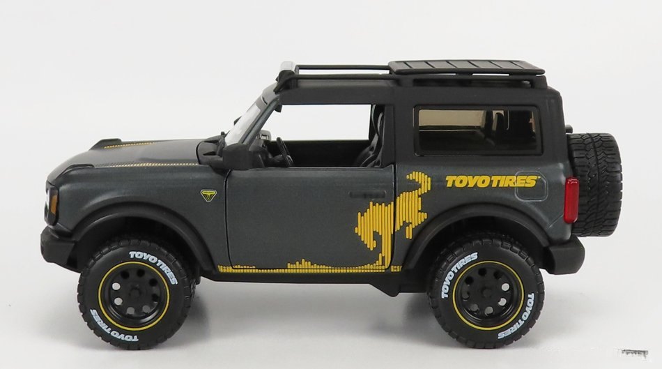 2021 Bronco Wildtrak Off Road Grey: No package: Image 7
