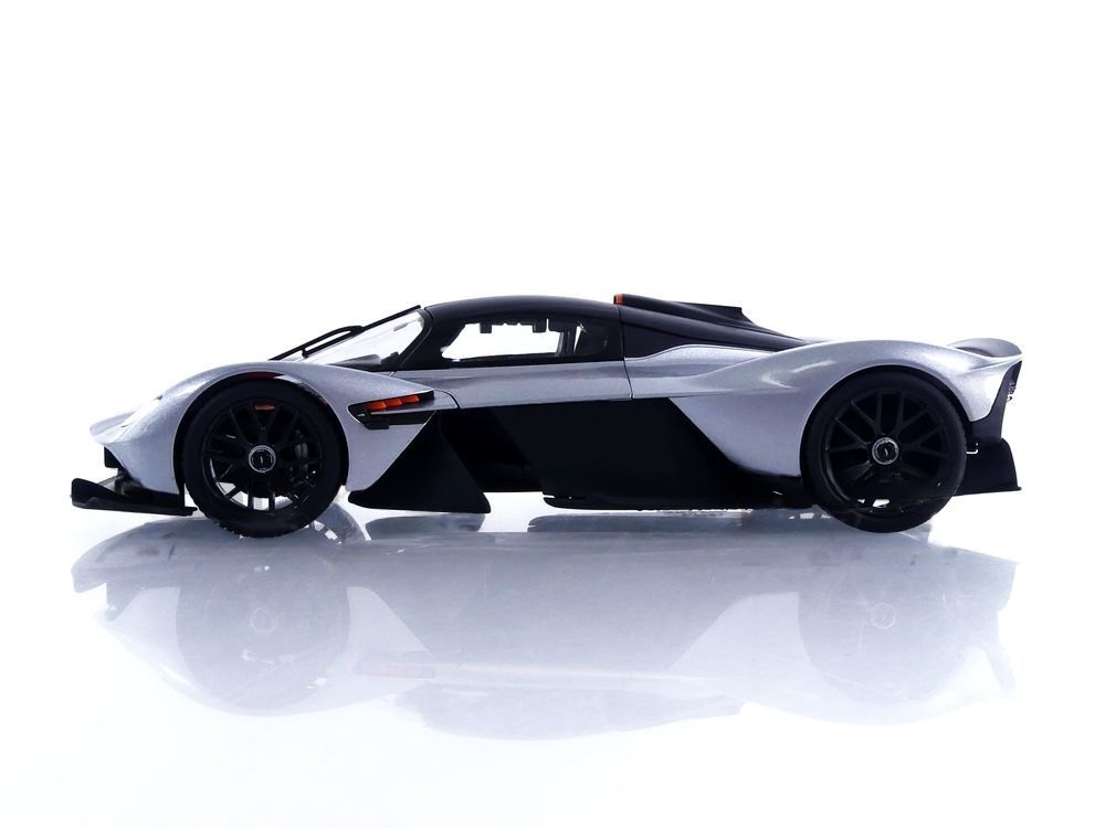 2022 Valkyrie: No package: Image 4