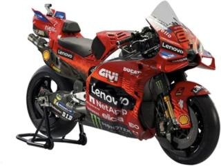 2023 RC16 Red: No package: Image 14