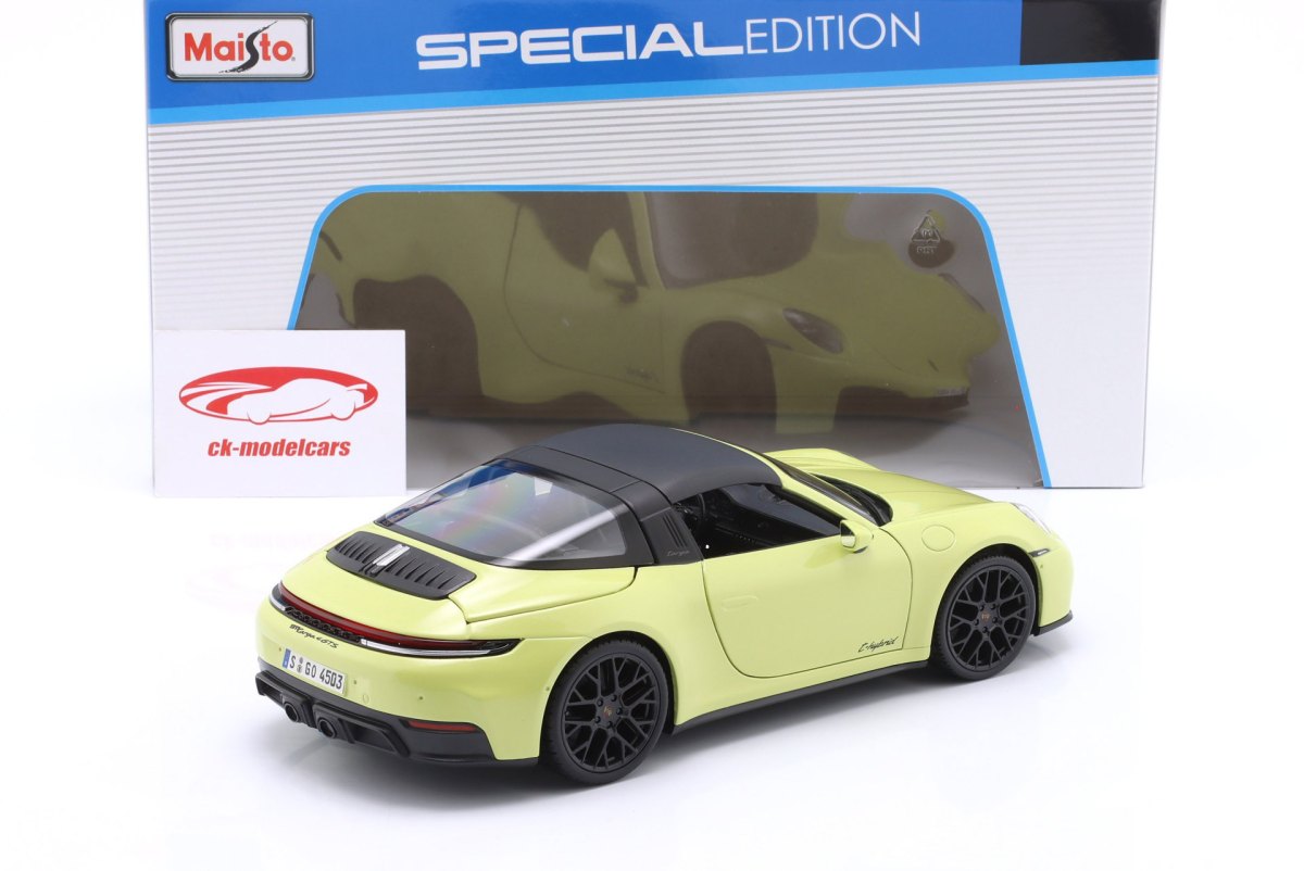 2025 911 (992.2) TARGA 4 GTS HYBRID Yellow: No package: Image 9