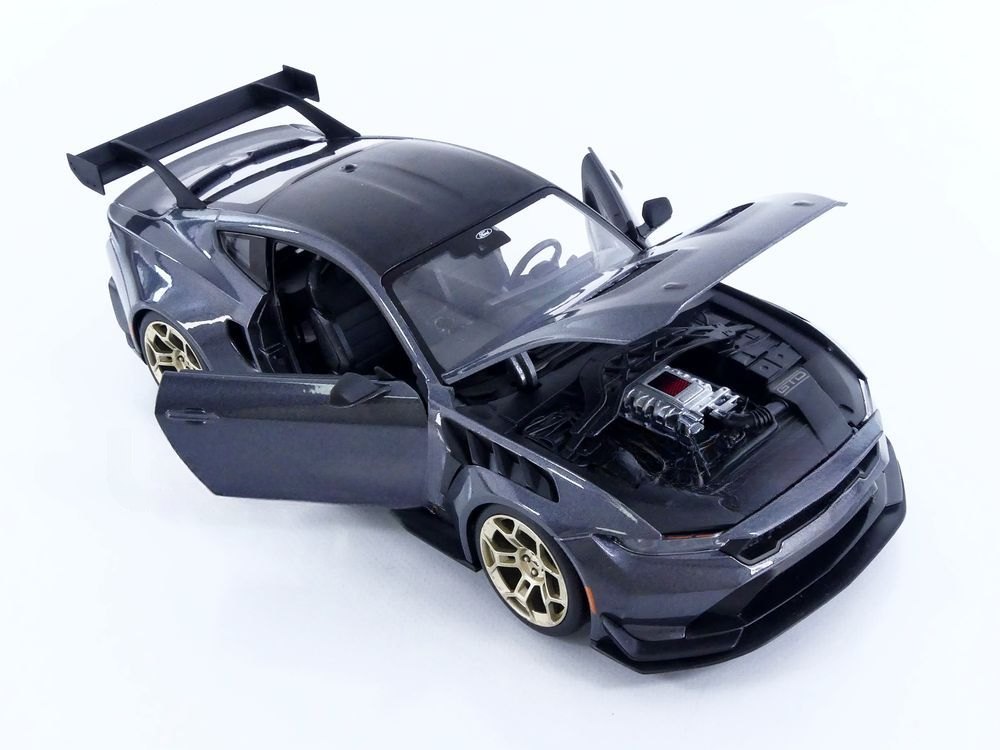 2025 Mustang GTD Metallic Grey: No package: Image 16