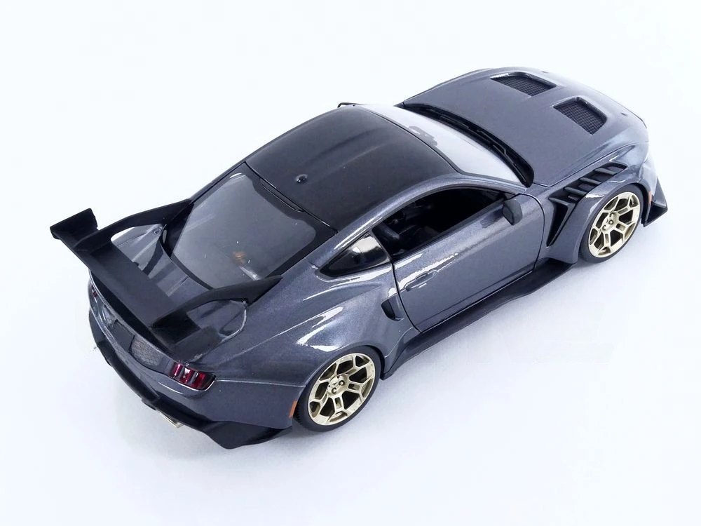2025 Mustang GTD Metallic Grey: No package: Image 9