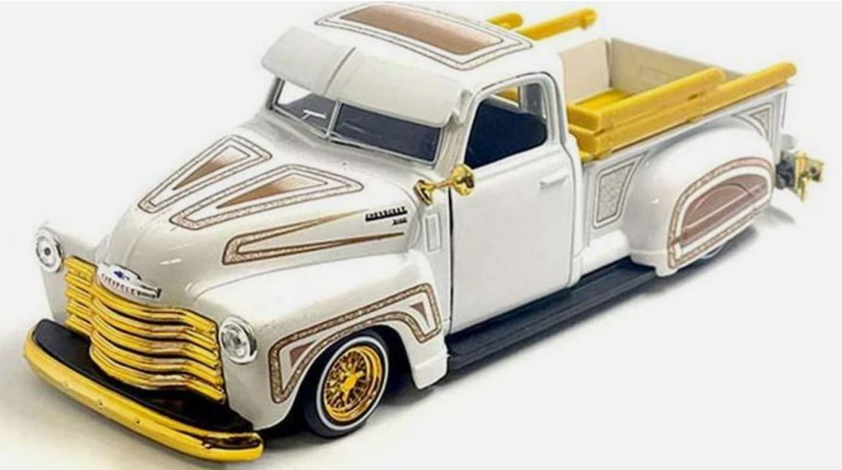1950 3100 Pickup Truck Lowrider White: No package: Image 2