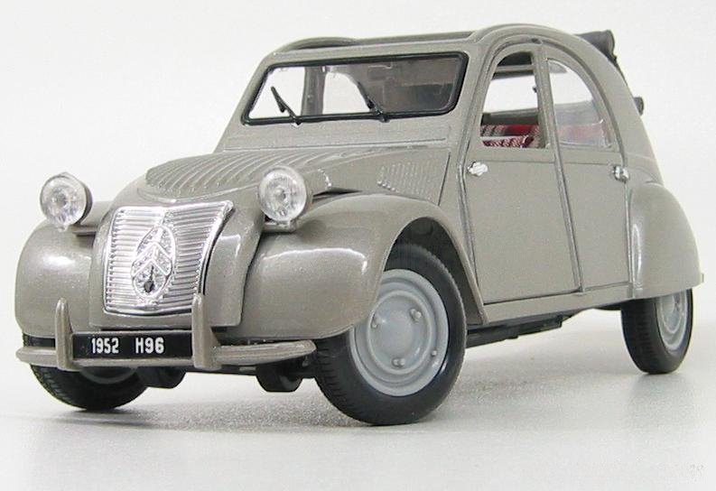1952 2CV Grey: No package: Image 6