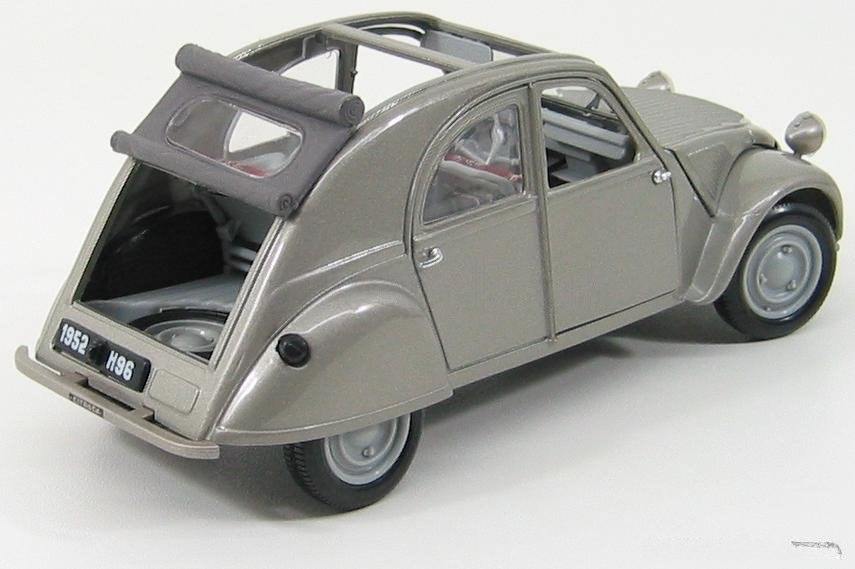 1952 2CV Grey: No package: Image 4