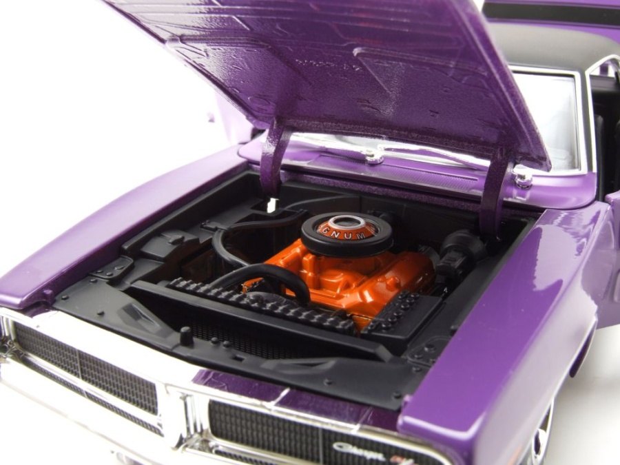 1969 Charger R/T Purple: No package: Image 5