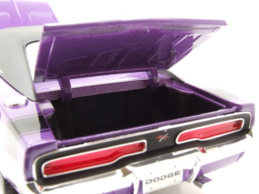 1969 Charger R/T Purple: No package: Image 7