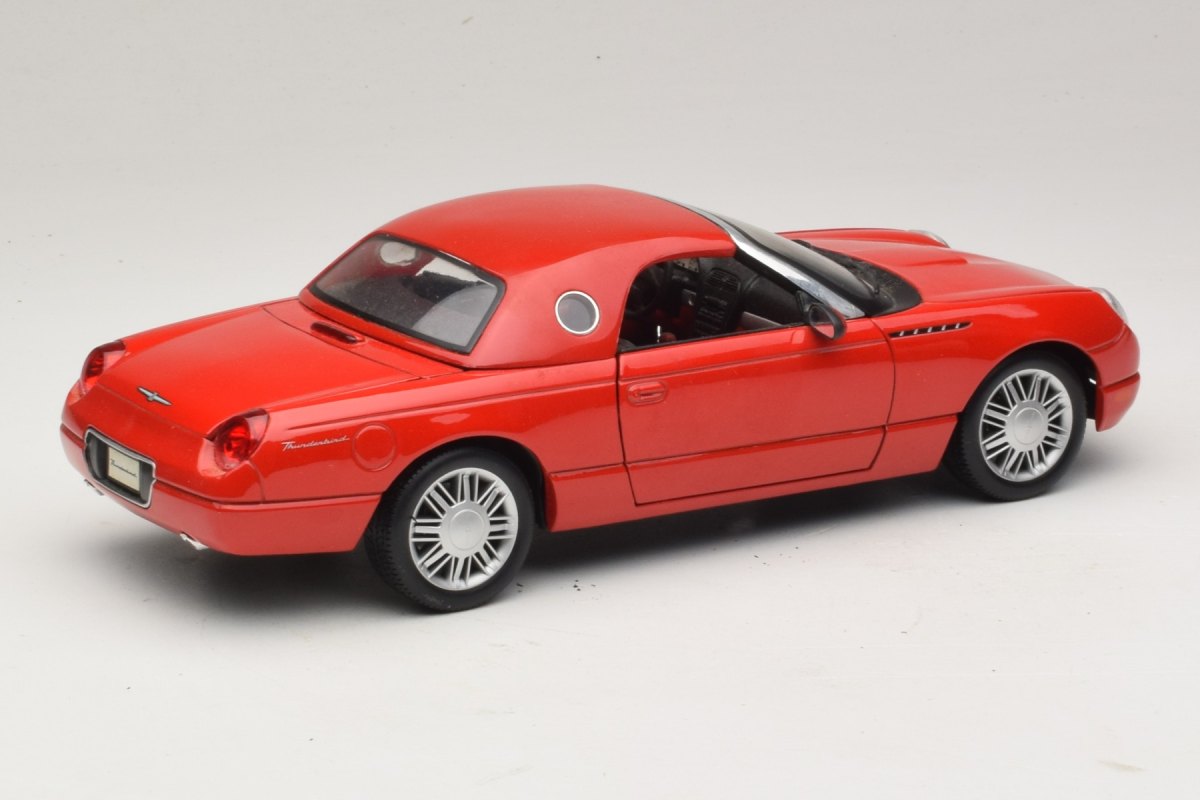 2002 Thunderbird Grey: No package: Image 4