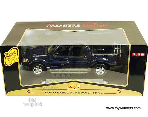 Explorer Sport Trac Blue: No package: Image 2