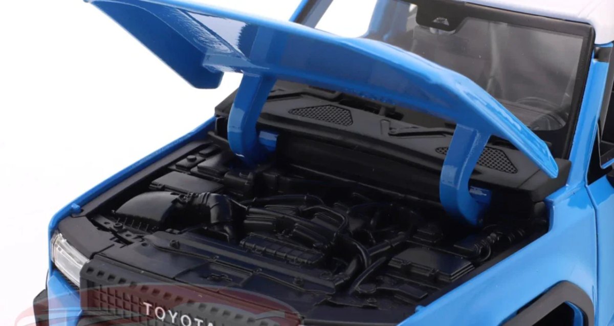 2024 Land Cruiser J25 Blue: No package: Image 5