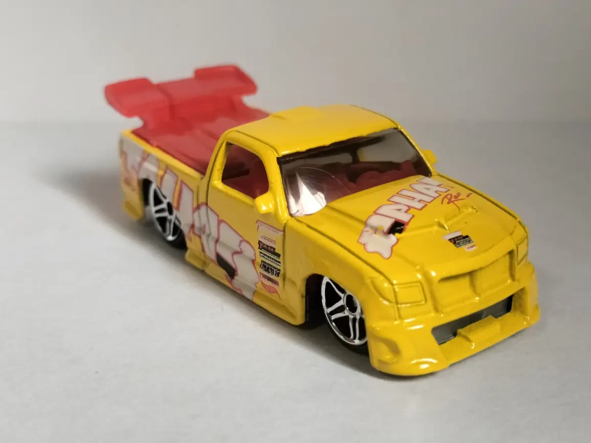 2001 Super Tuned Yellow: No Package: Image 3