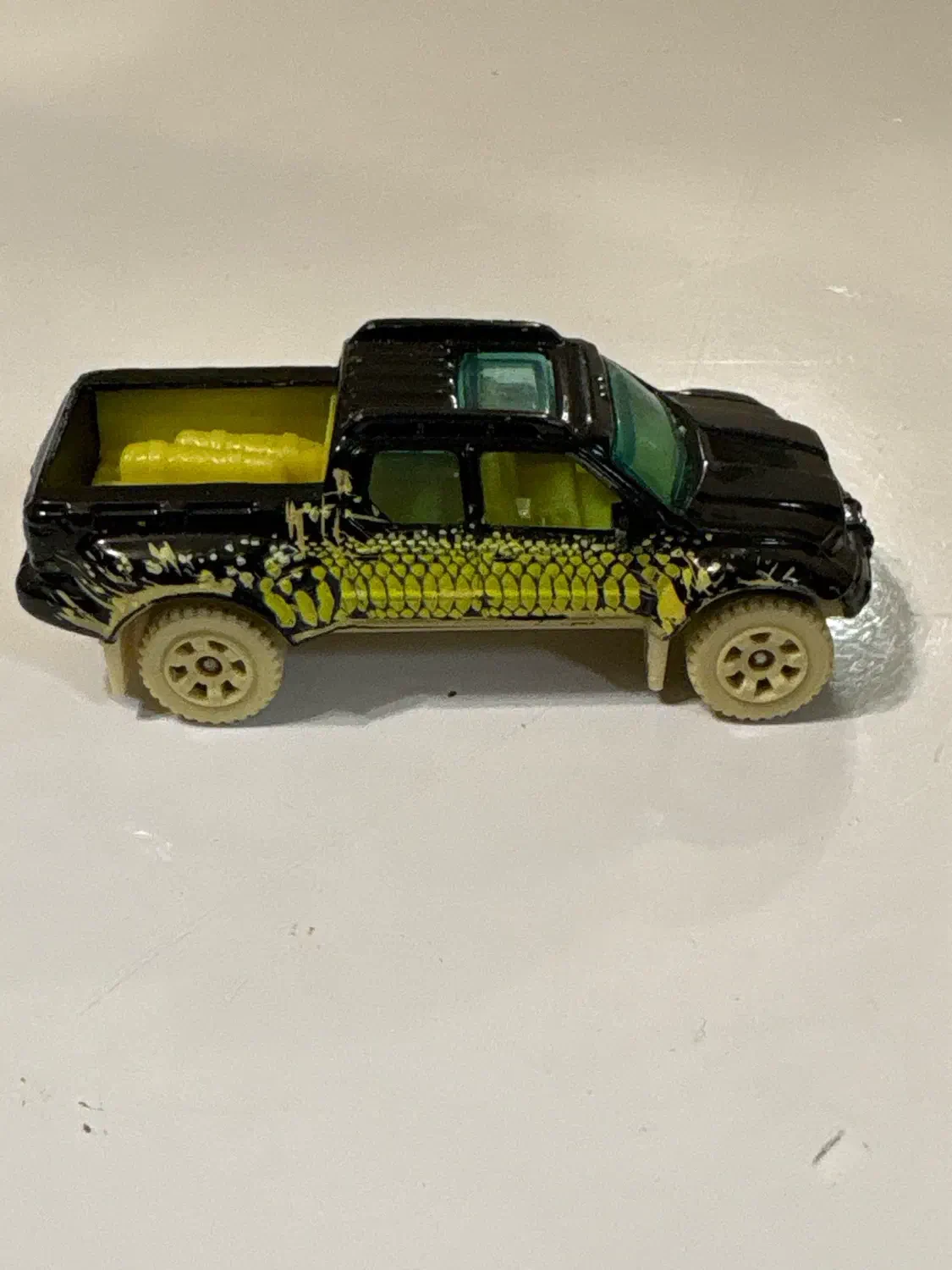 2008 Badlander Black: No Package: Image 2