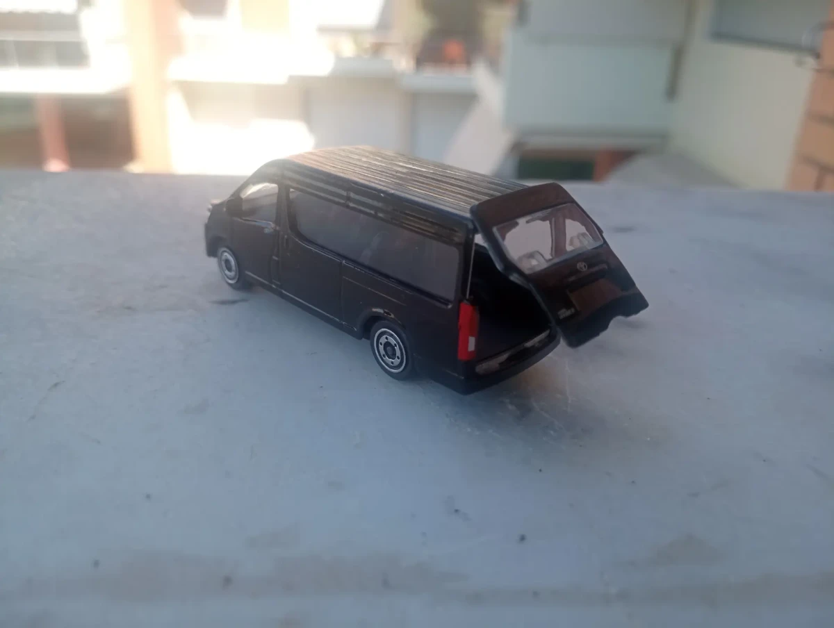 2026 Toyota Hiace Black: No Package: Image 3