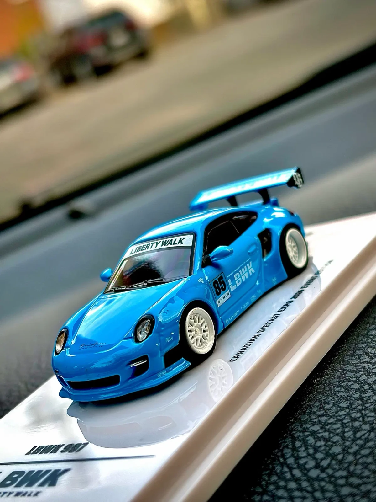2026 LBWK 997 Blue: No Package: Image 2