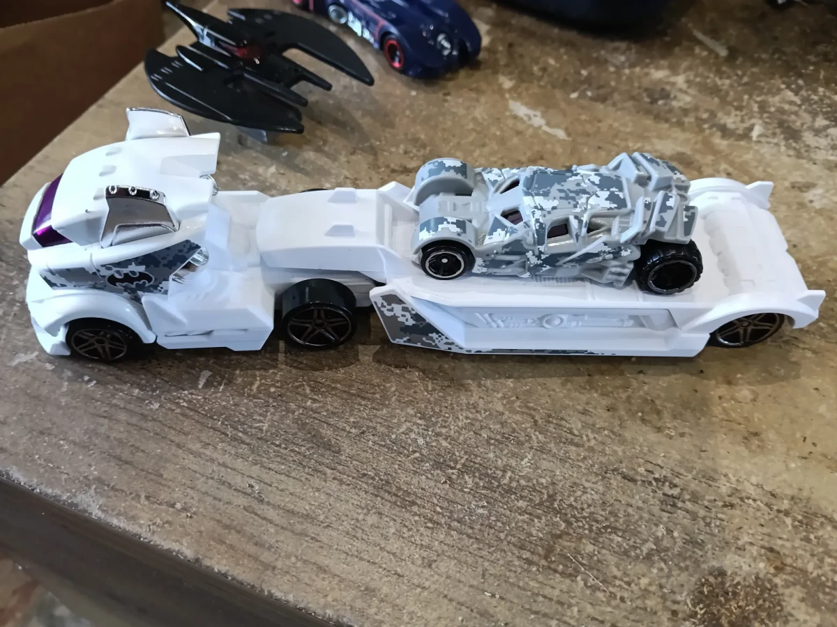2026 Batmobile Hauler White: No Package: Image 2