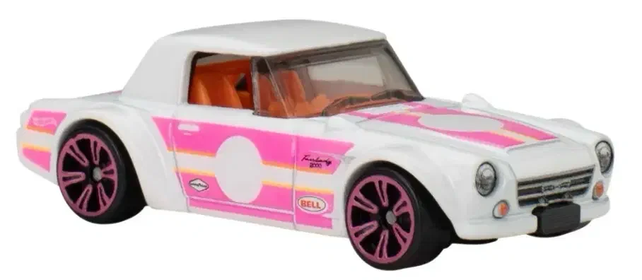 2025 Datsun Fairlady 2000 White: No Package: Image 2
