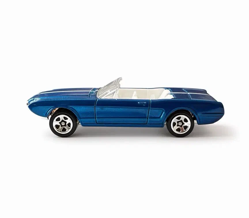 2011 63 Ford Mustang II Concept Blue: No Package: Image 3