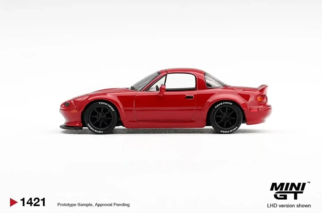 2026 Mazda MX-5 (NA) Pandem Classic Red Red: No Package: Image 2