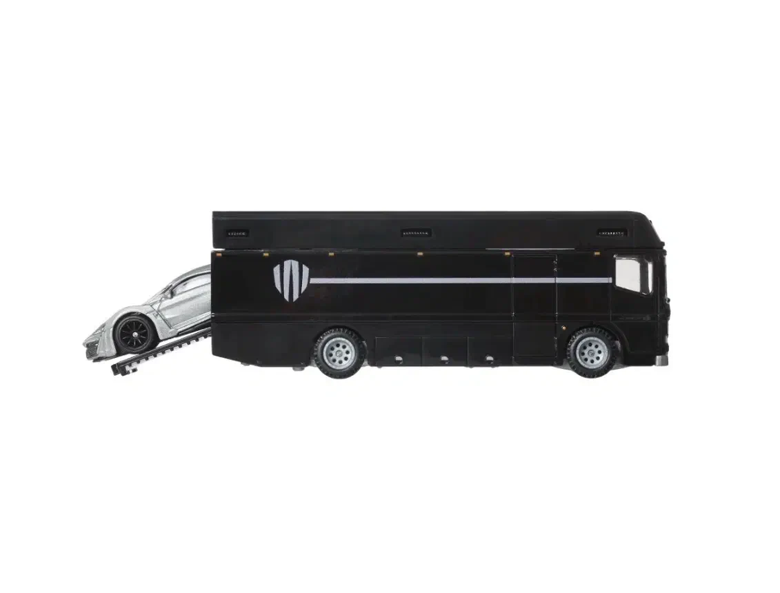 2025 Euro Hauler Black: No Package: Image 5