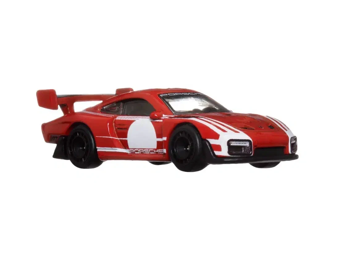 2023 Porsche 935 Red: No Package: Image 5