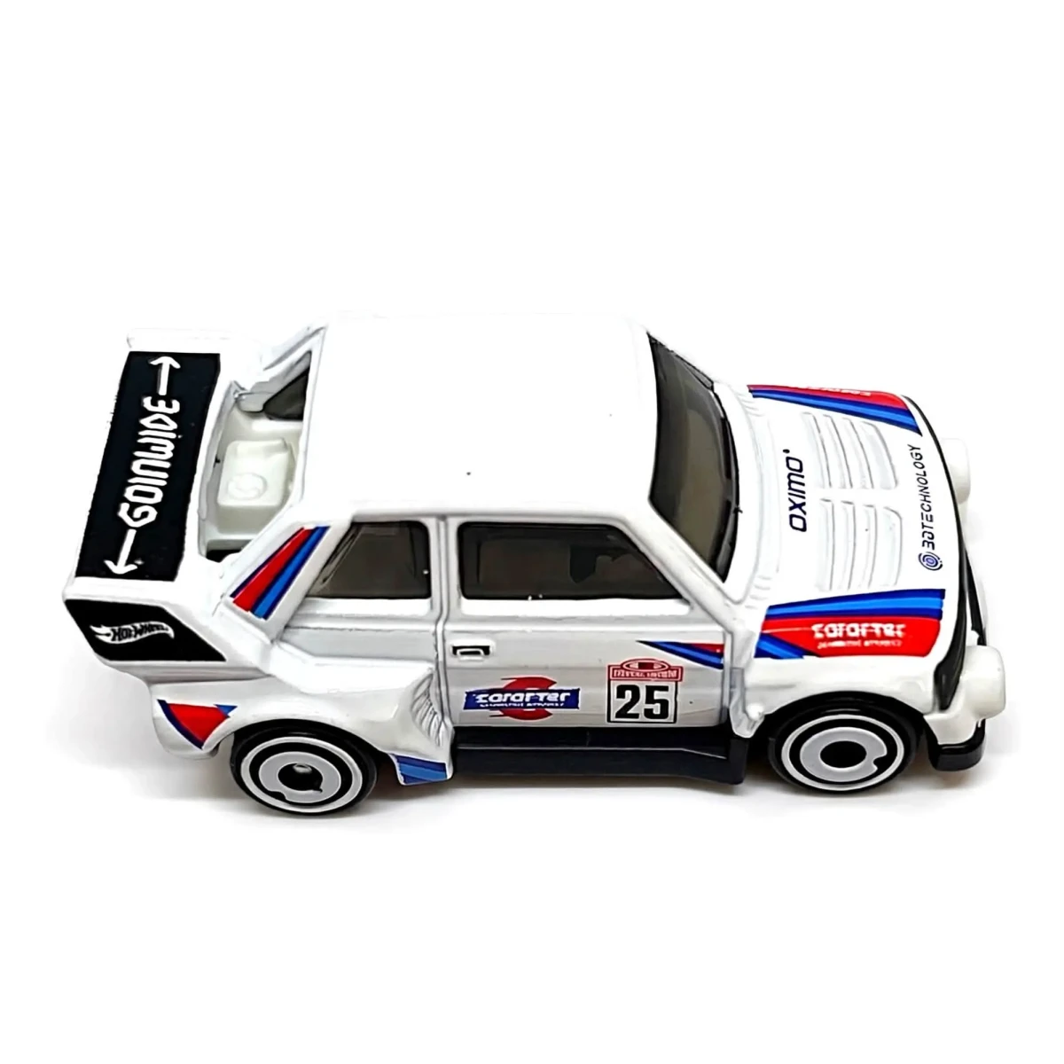 2027 Polski Fiat 126P White: No Package: Image 4