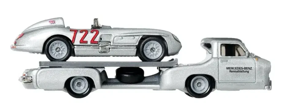 2026 Mercedes-Benz Renntransporter Silver: No Package: Image 4