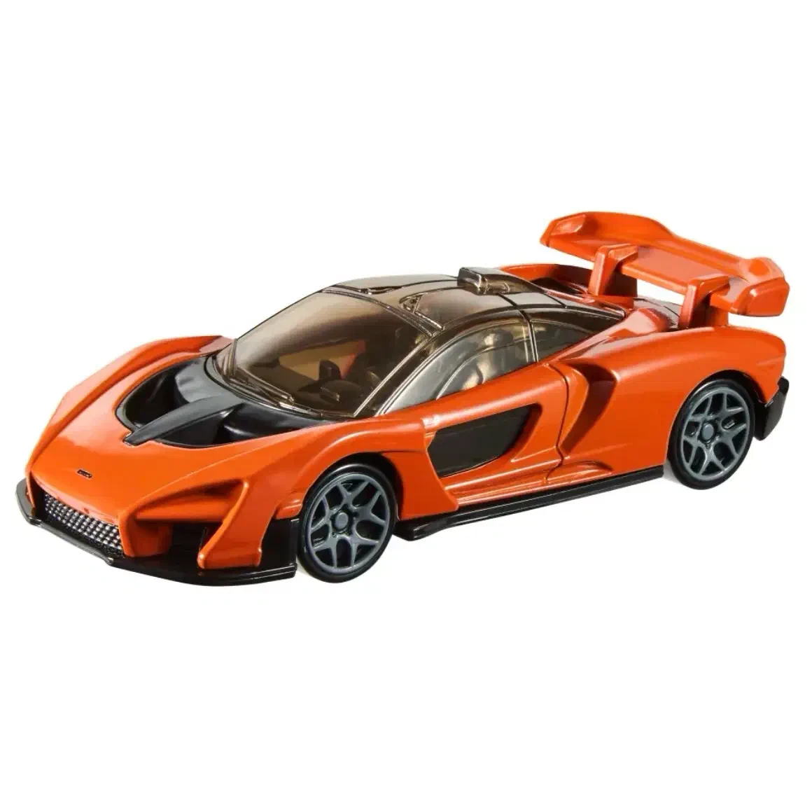 2026 2022 McLaren Senna Orange: No Package: Image 5