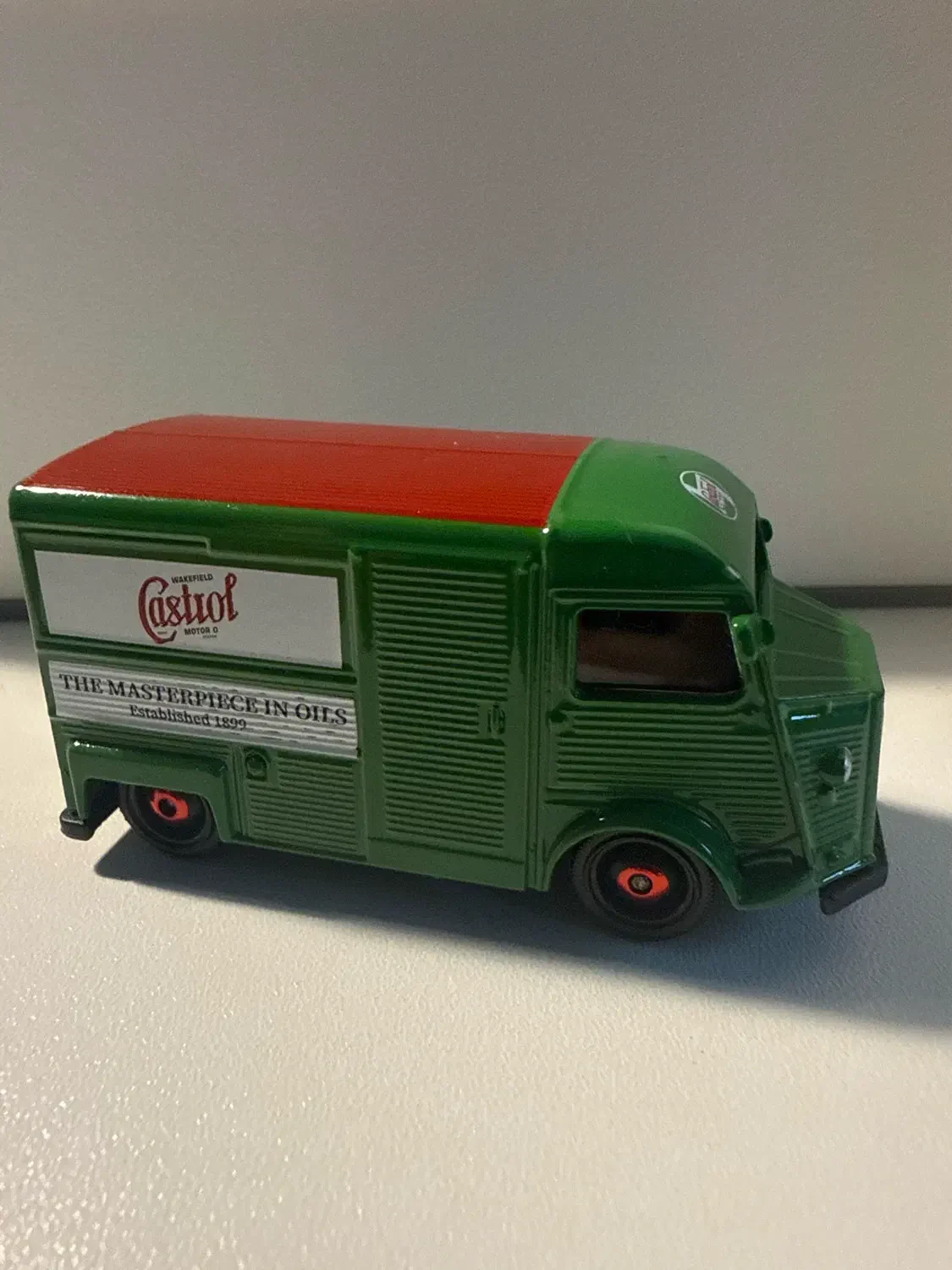 2026 Citroën HY Green: No Package: Image 2