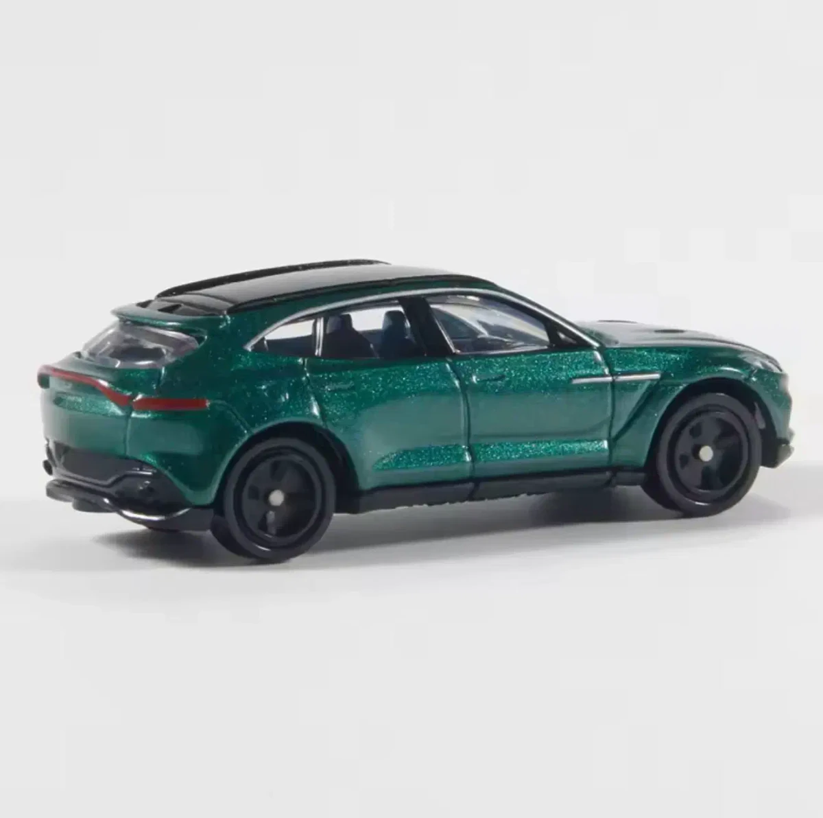 2022 Aston Martin DBX Teal: No Package: Image 3