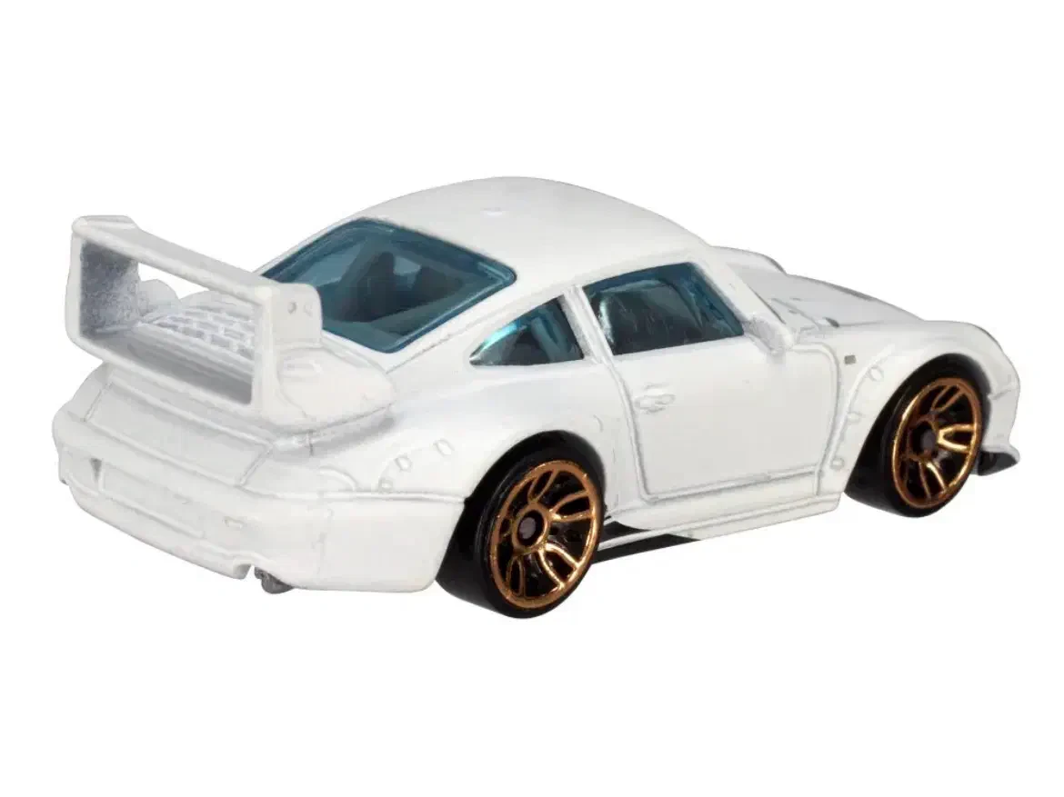 2014 Porsche 993 GT2 White: No Package: Image 7