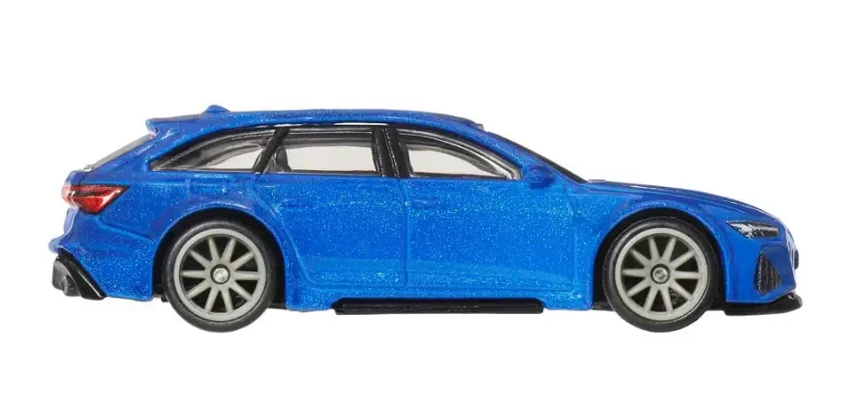 2026 Audi RS6 Avant Blue: No Package: Image 4