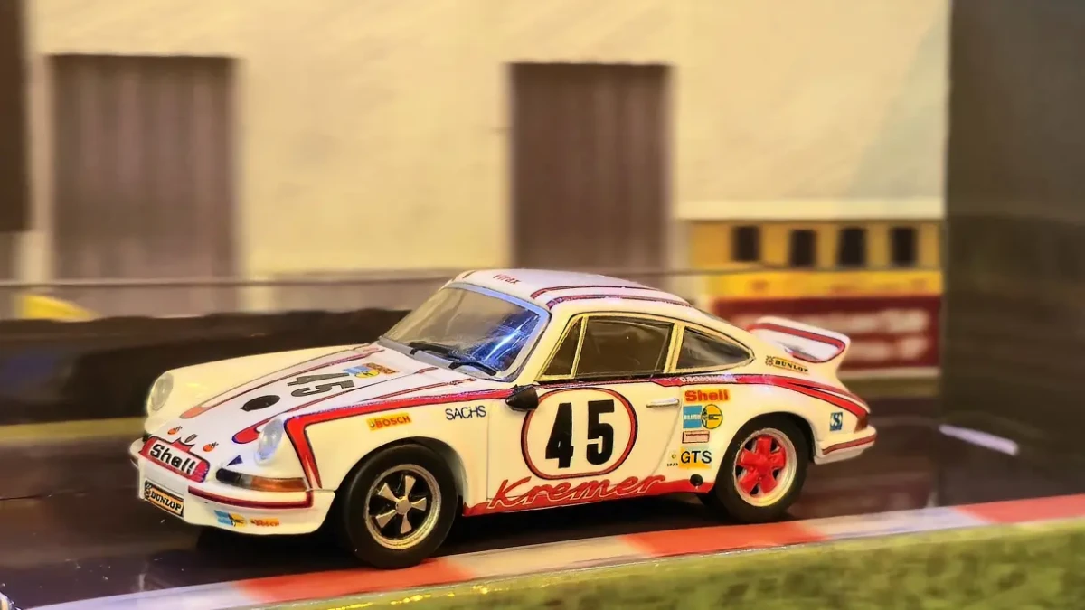 2026 Porsche 911 Carrera RSR 2.8 Le Mans 1973 White: No Package: Image 2