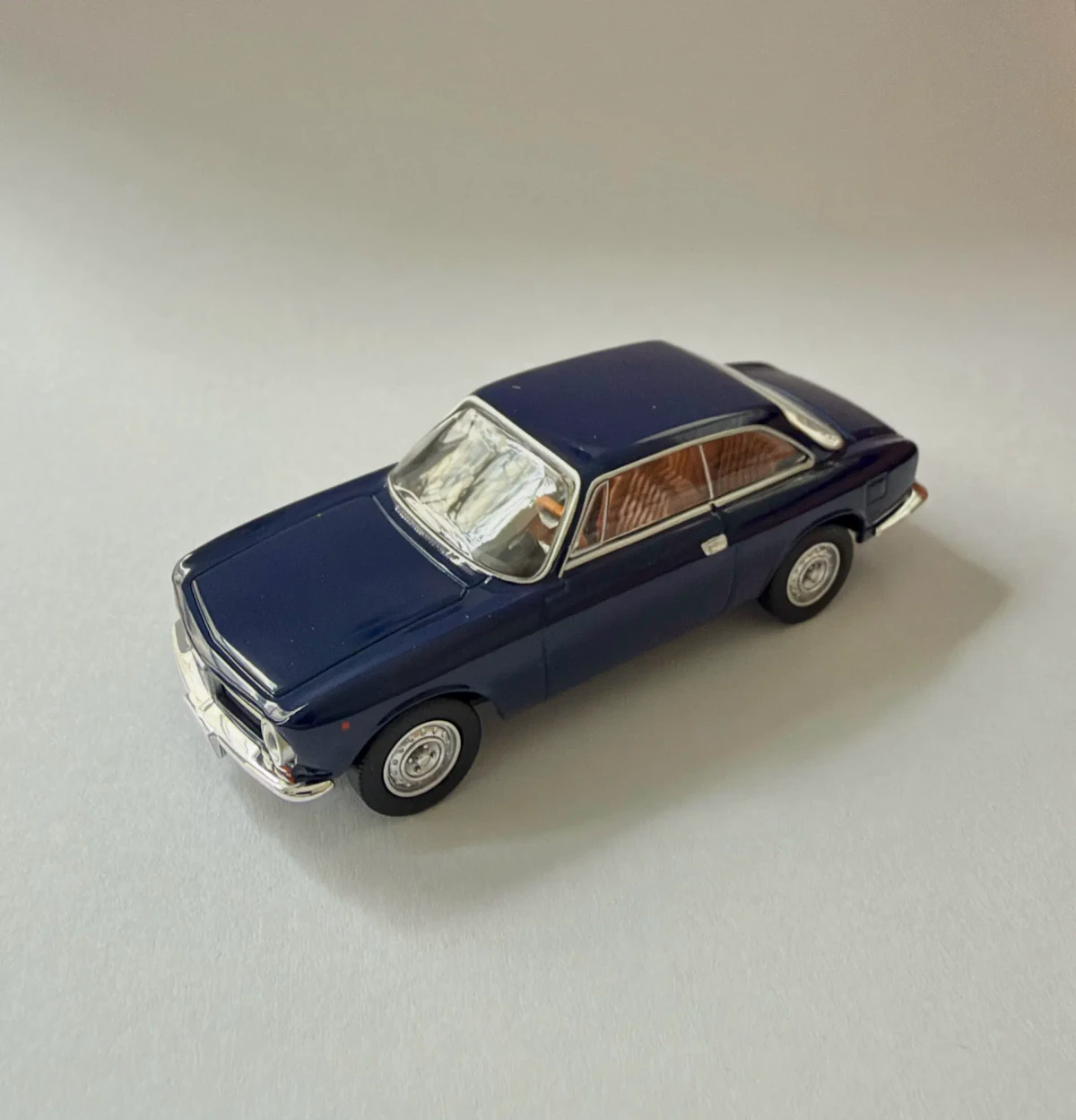 2026 Alfa Romeo GT 1300 Blue: No Package: Image 2