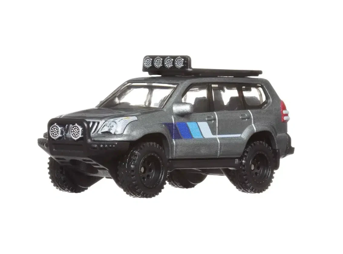 2023 2005 Toyota Land Cruiser Prado Silver: No Package: Image 2