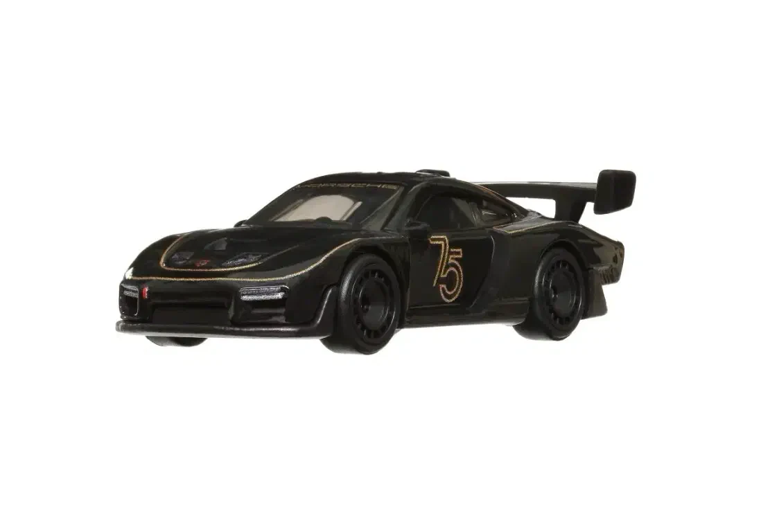 2023 Porsche 935 Black: No Package: Image 2