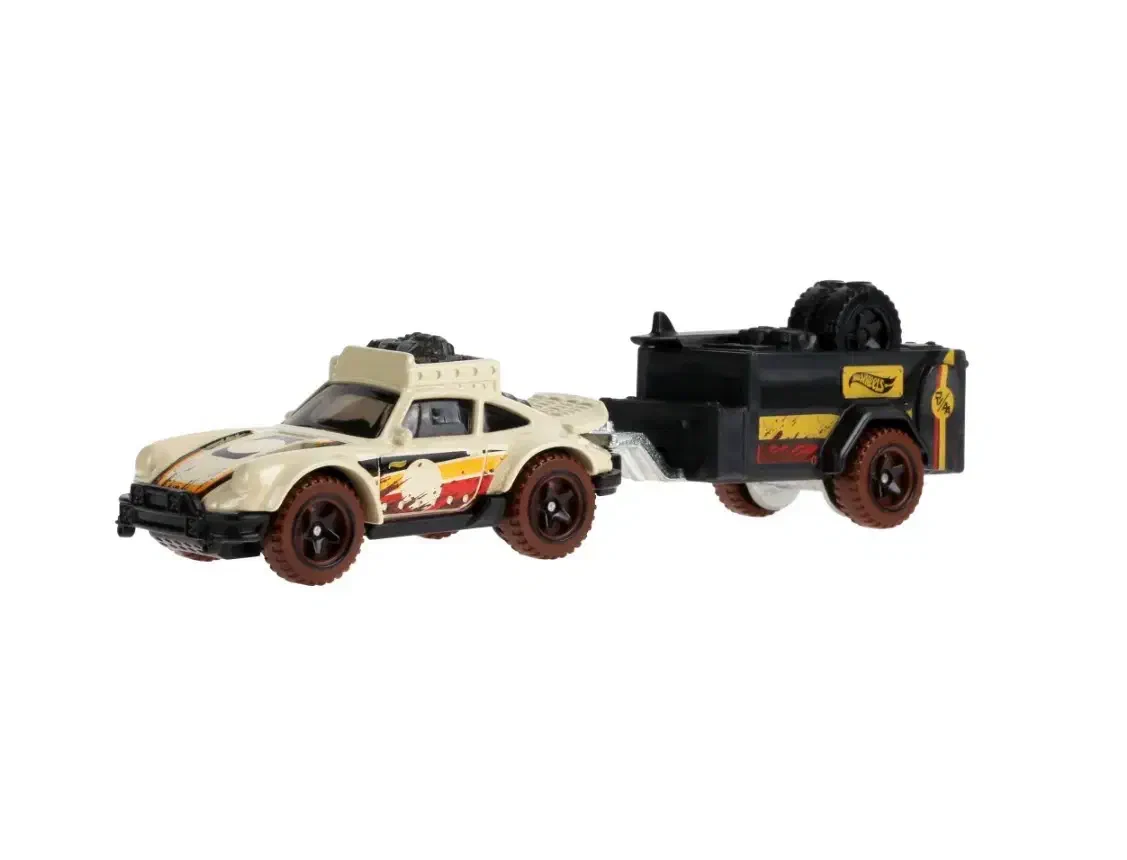 2025 Porsche 911 Off-Roader Beige: No Package: Image 2