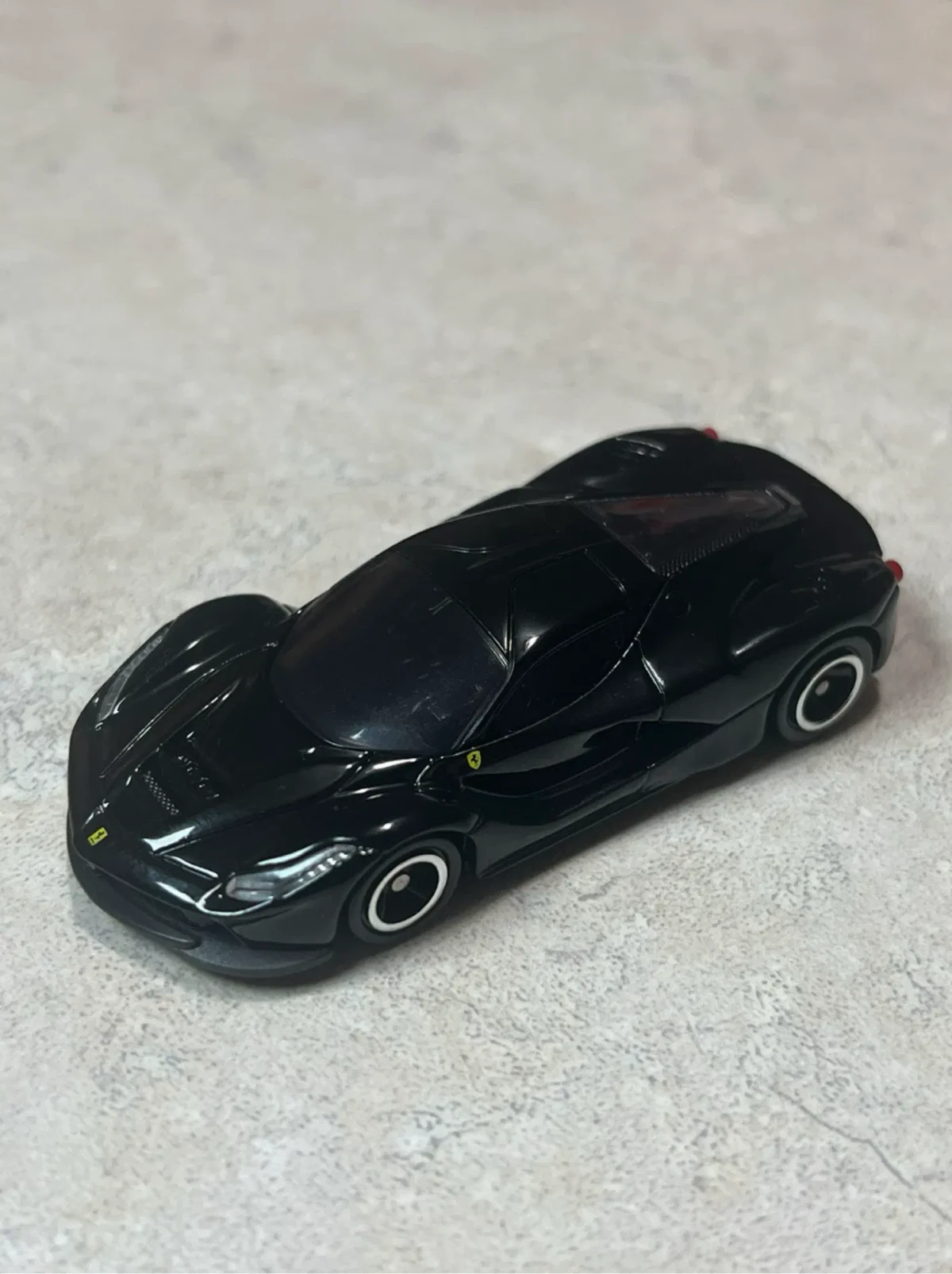 2018 LaFerrai Black: No Package: Image 2
