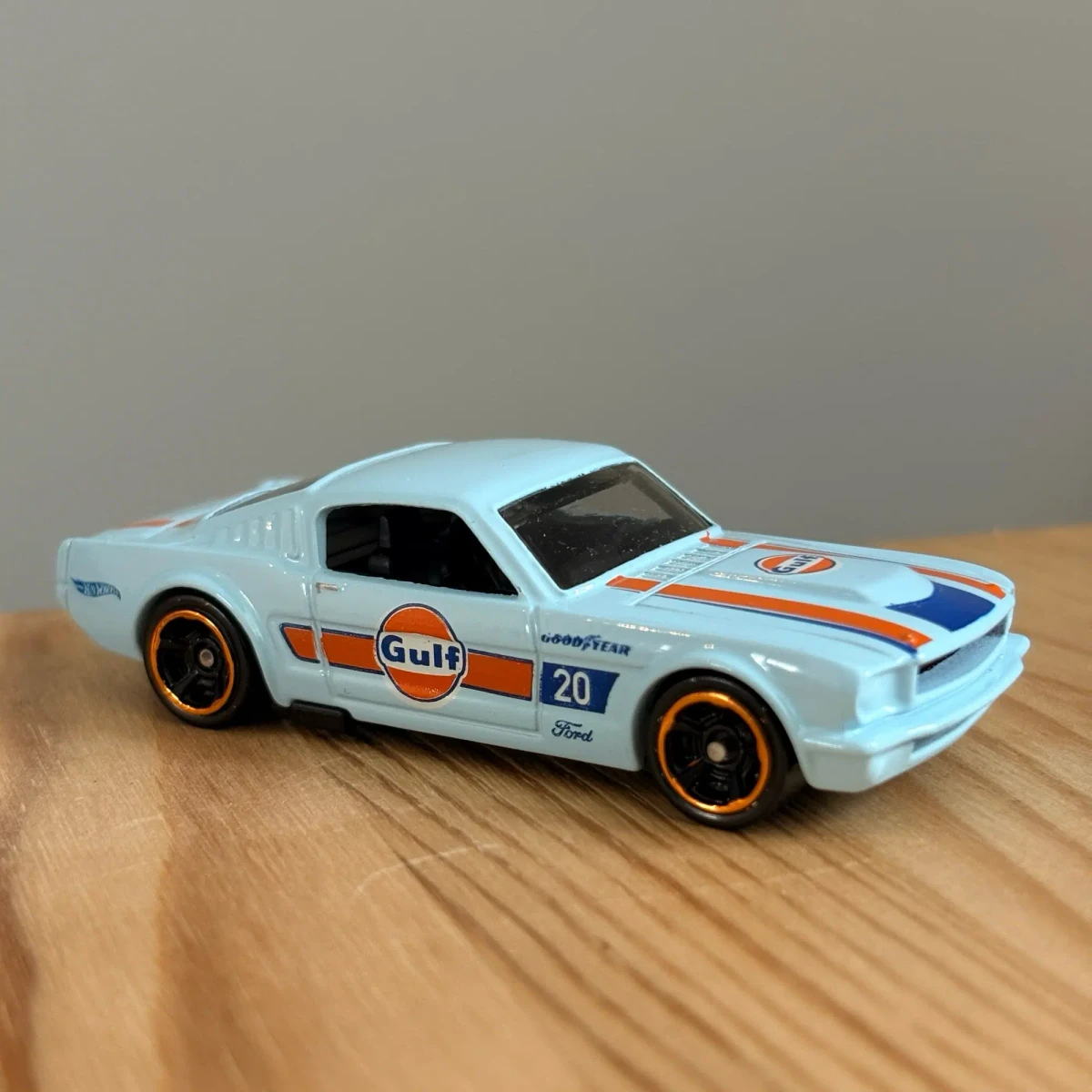 2020 65 Mustang 2+2 Fastback Blue: No Package: Image 4