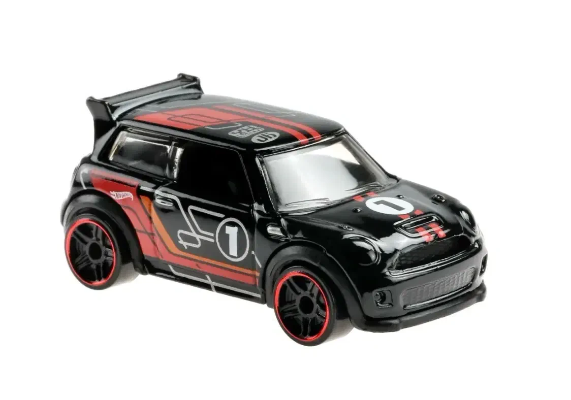 2021 MINI Cooper S Challenge Black: No Package: Image 3