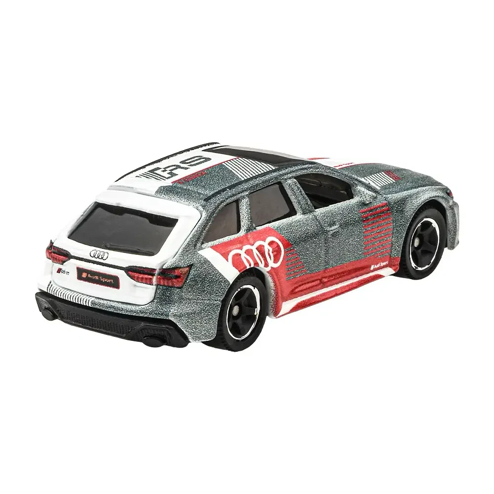 2026 2023 Audi RS 6 Avant White: No Package: Image 6