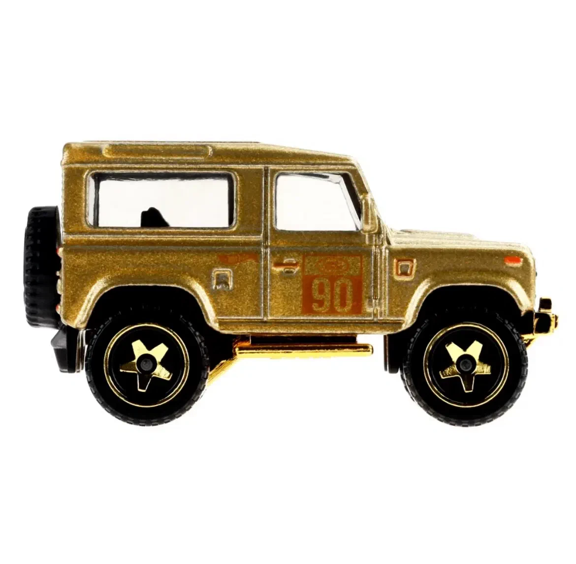 2022 Land Rover Defender 90 Gold: No Package: Image 4