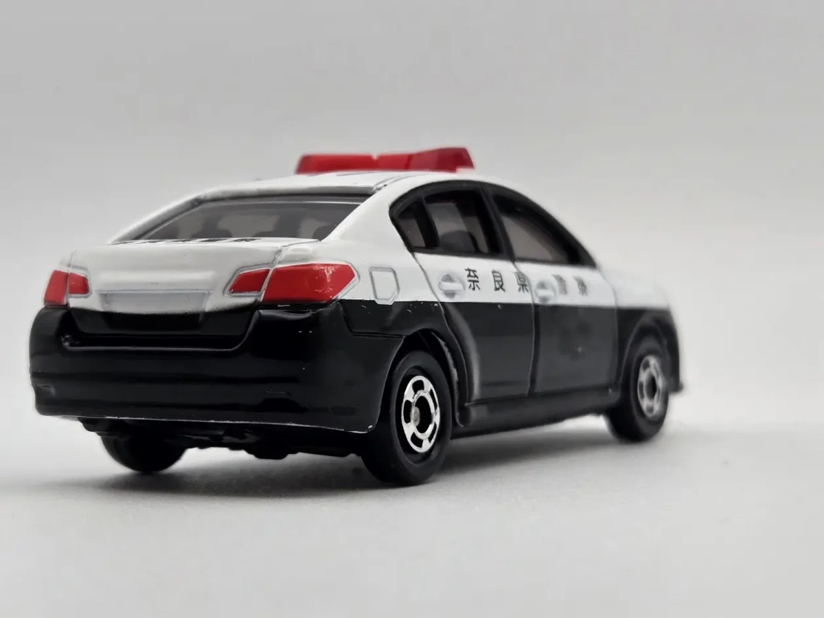 2013 Subaru Legacy B4 Patrol Car Black: No Package: Image 2
