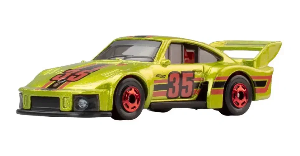 2027 Porsche 935 Yellow: No Package: Image 3