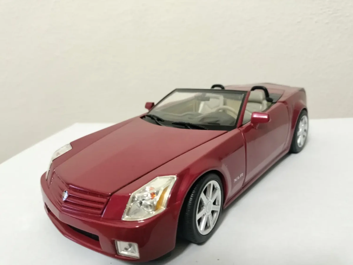 2003 Cadillac XLR Convertible Burgundy: No Package: Image 5